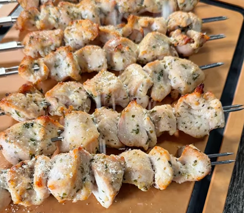 Hähnchen Parmesan Spieße vom Grill