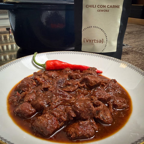 Chili con Carne im Texas Style mit Rindfleisch, roter Chili und Vyrtse Chili-con-Carne-Gewürz